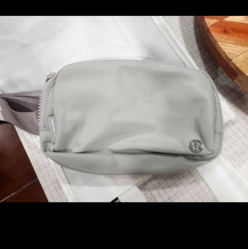 Lululemon belt bag